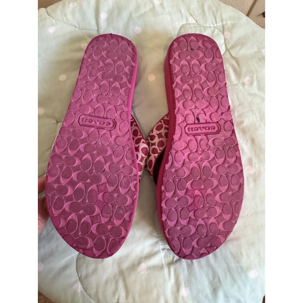 Coach pink logo